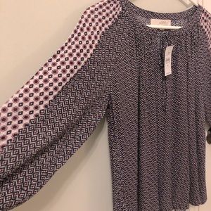 Loft NWT XS top! Great for any season!